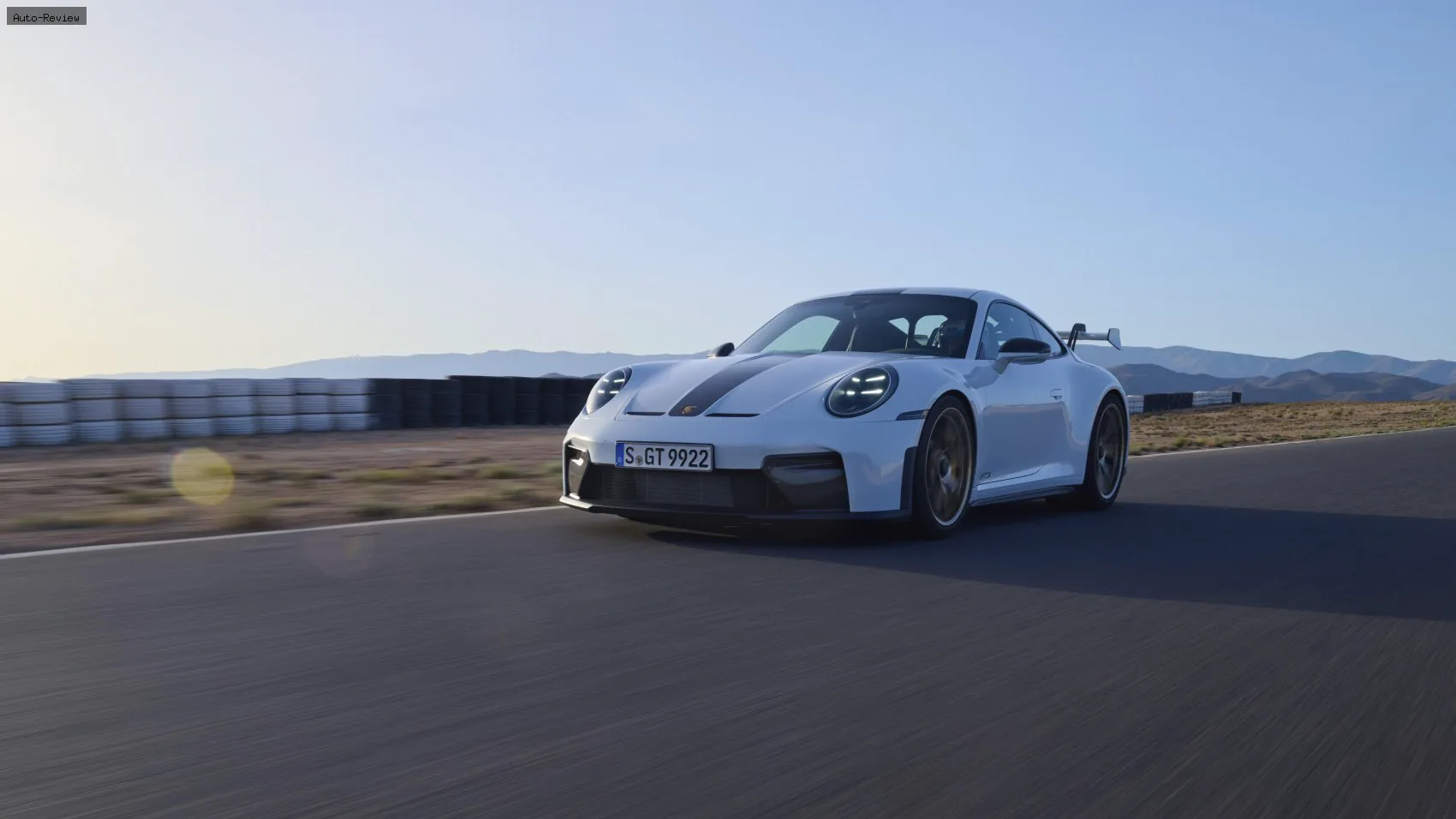 Porsche 911 911 (992, facelift 2024) GT3 4.0 (510 лс) PDK 2024 - — фото 3