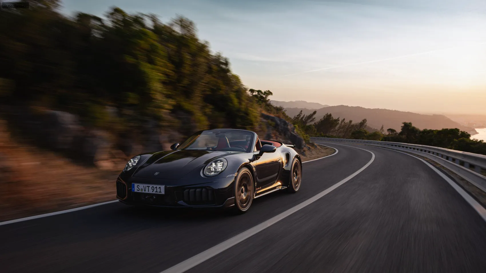Porsche 911 911 Cabriolet (992, facelift 2024) Turbo S 3.6 (711 лс) T-Hybrid PDK 2025 - — фото 3