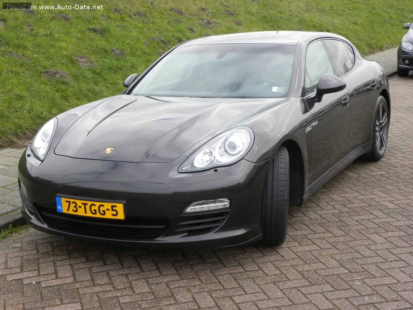 Porsche Panamera Panamera (G1) 3.0 Diesel V6 (250 лс) Tiptronic S 2011 - 2013