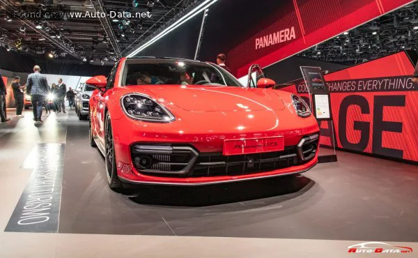 Porsche Panamera Panamera (G2) Sport Turismo 4 3.0 V6 (330 лс) PDK 2017 - 2018 — фото 2