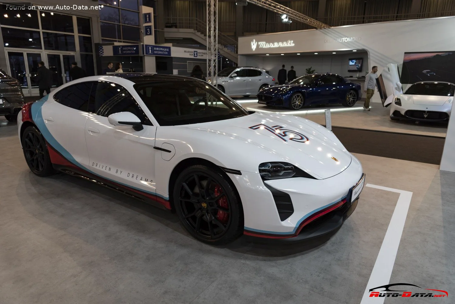 Porsche Taycan Taycan (Y1A) GTS Performance Plus 93.4 kWh (598 лс) 2022 - 2024 — фото 3