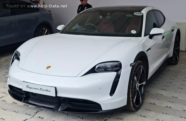 Porsche Taycan Taycan Cross Turismo (Y1A) Turbo 93.4 kWh (680 лс) 2021 - 2024 — фото 2