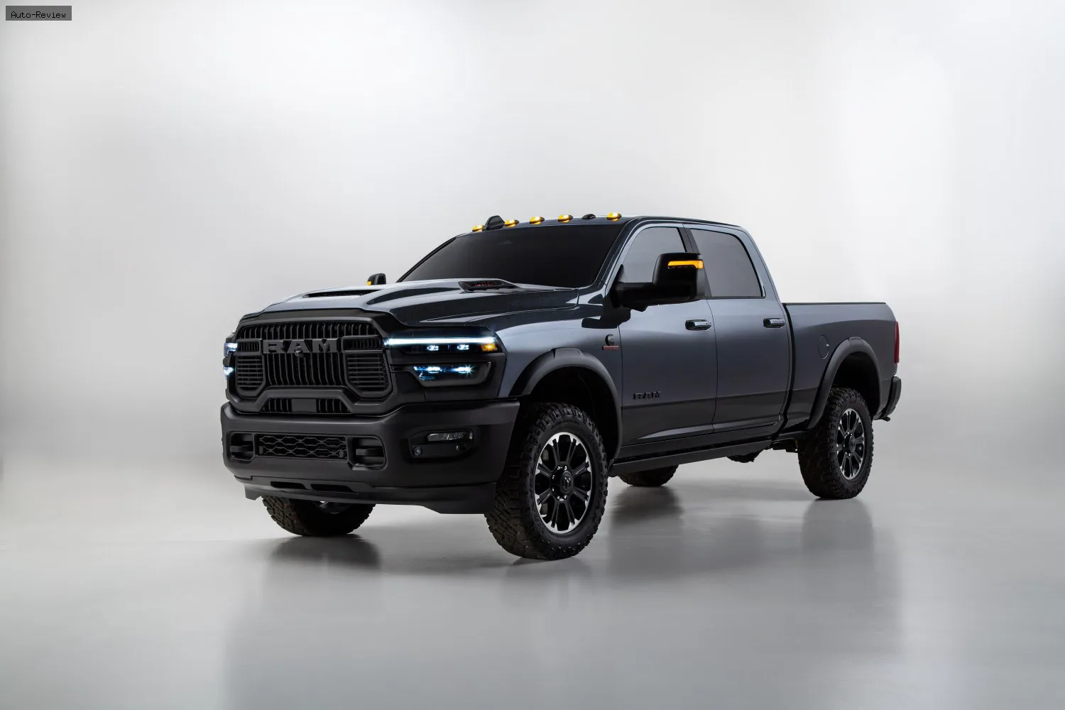 RAM 2500/3500 2500/3500 Crew Cab II (DT, facelift 2025) 2500 6.4 HEMI V8 (405 лс) TorqueFlite 2025 -