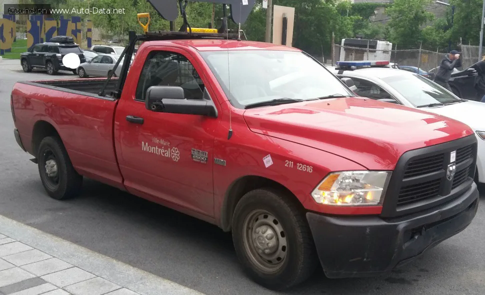 RAM 2500/3500 2500/3500 Regular Cab I 3500 6.7 HO Cummins TD (350 лс) Automatic DRW 2012 - 2012