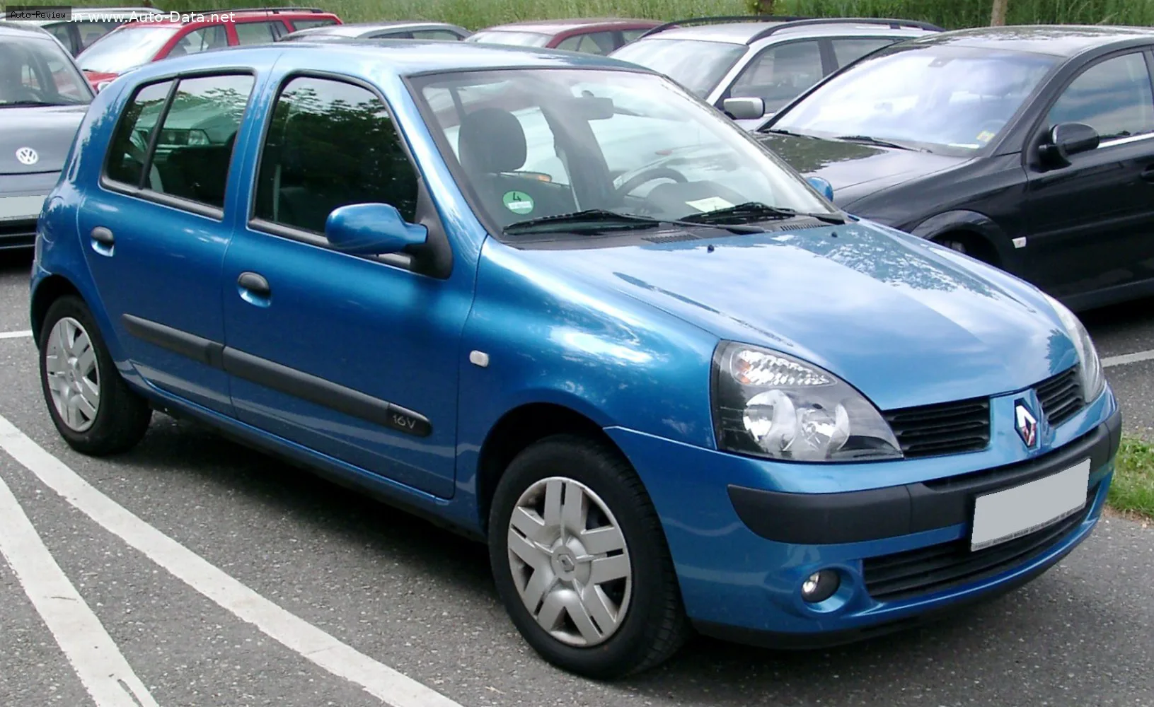 Renault Clio Clio II (Phase III, 2003) 5-door 1.4 16V (98 лс) 2003 - 2006