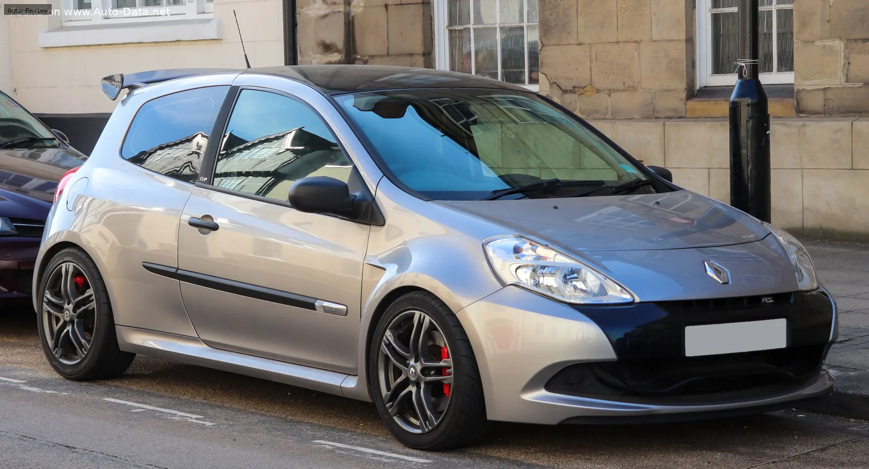 Renault Clio Clio III (Phase II, 2009) 3-door RS 2.0 16V (201 лс) 2010 - 2012 — фото 3