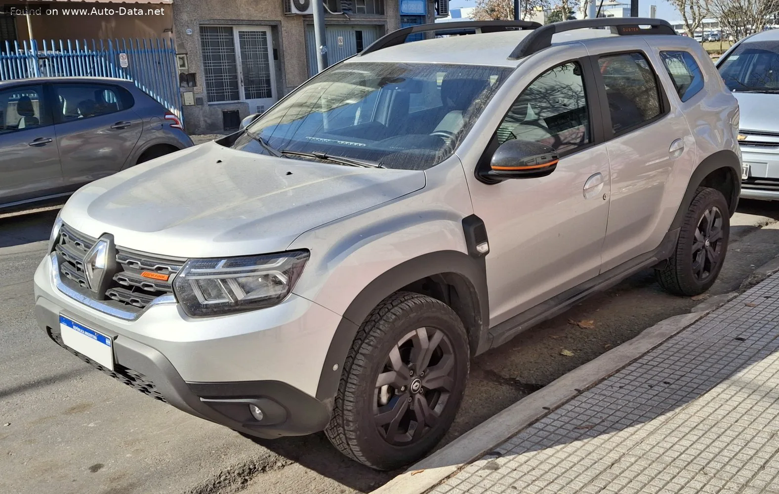 Renault Duster Duster II (facelift 2024) 1.3 TCe (154 лс) X-Tronic 2024 -