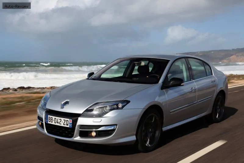 Renault Laguna Laguna III Grandtour (Phase II) GT 2.0 dCi (173 лс) Automatic 2010 - 2015 — фото 3