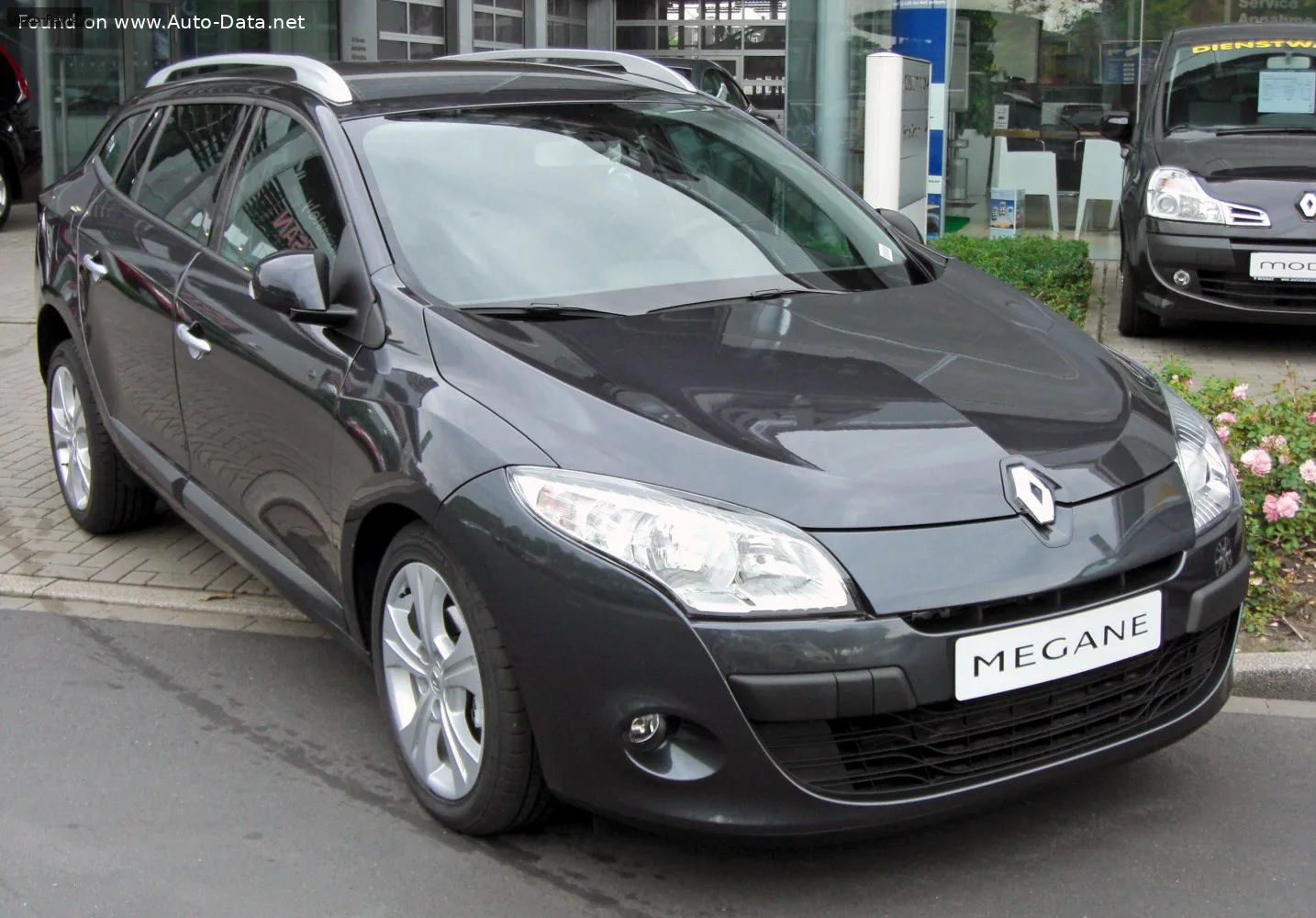 Renault Megane Megane III Grandtour 1.5 dCi (106 лс) FAP 2010 - 2012