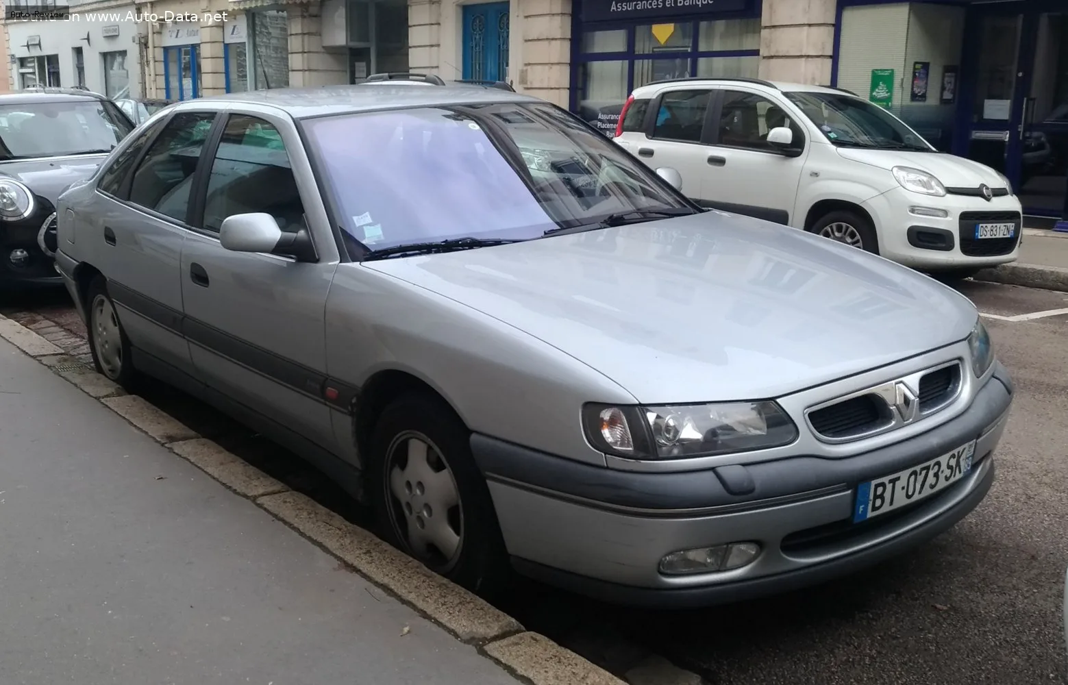 Renault Safrane Safrane I (B54, facelift 1996) 2.2 TDI (B54G) (113 лс) 1996 - 2000 — фото 3