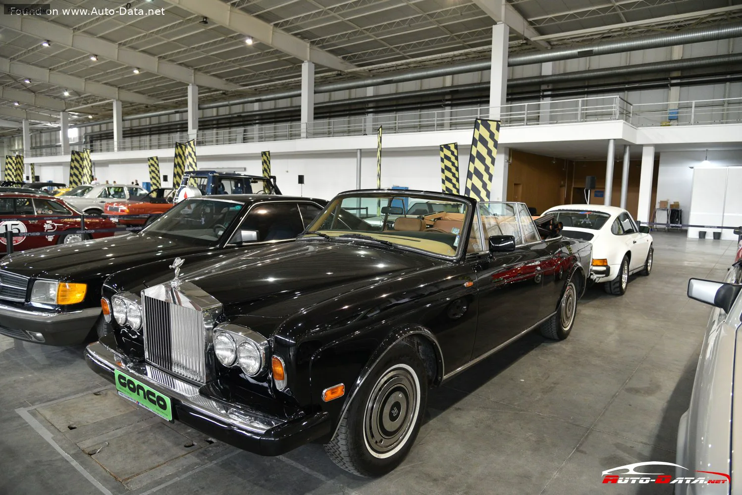 Rolls-Royce Corniche Corniche II 6.75 V8 (223 лс) Automatic 1985 - 1989