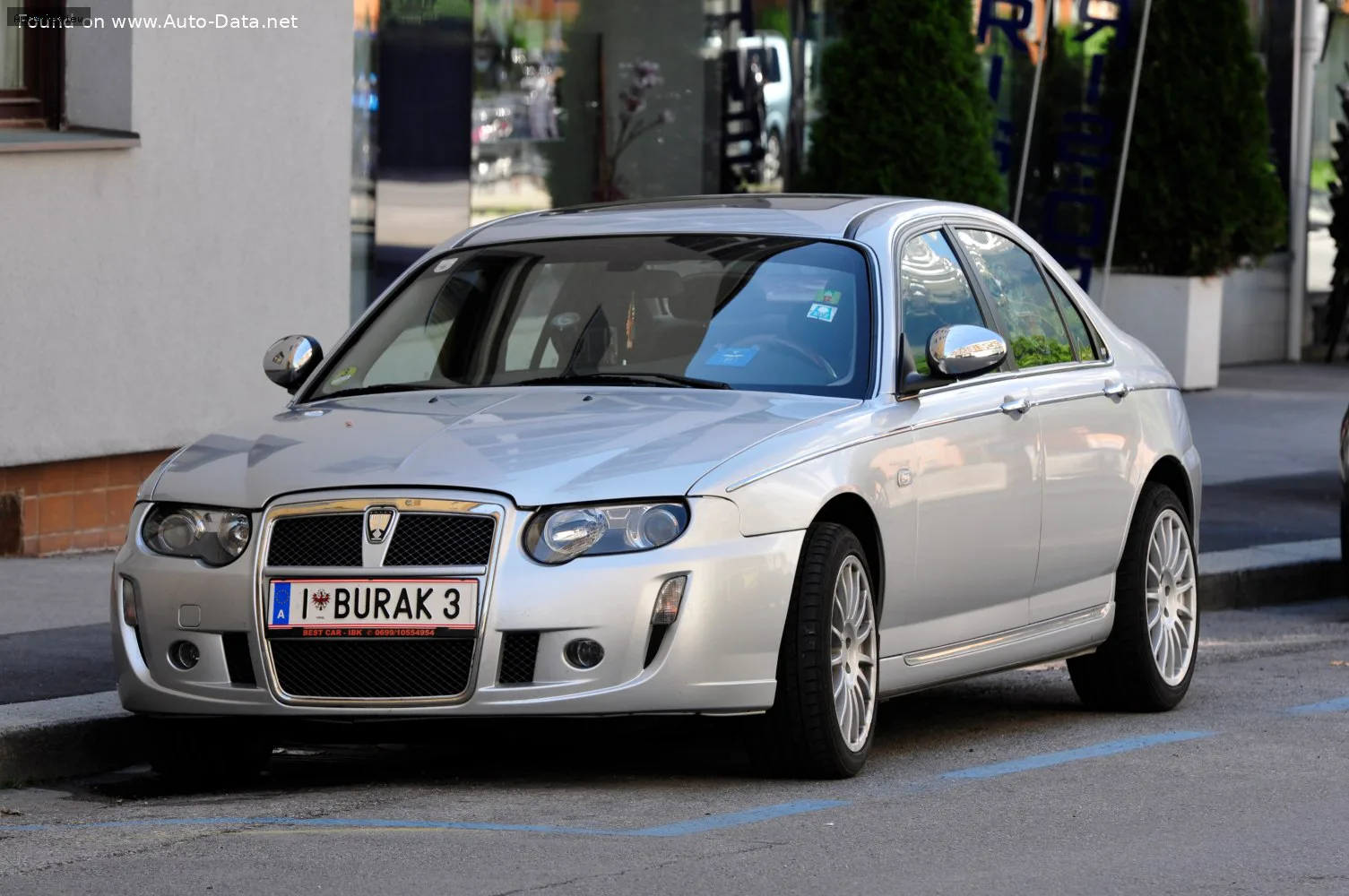 Rover 75 75 (facelift 2004) 4.6 V8 (260 лс) Automatic 2004 - 2005 — фото 3