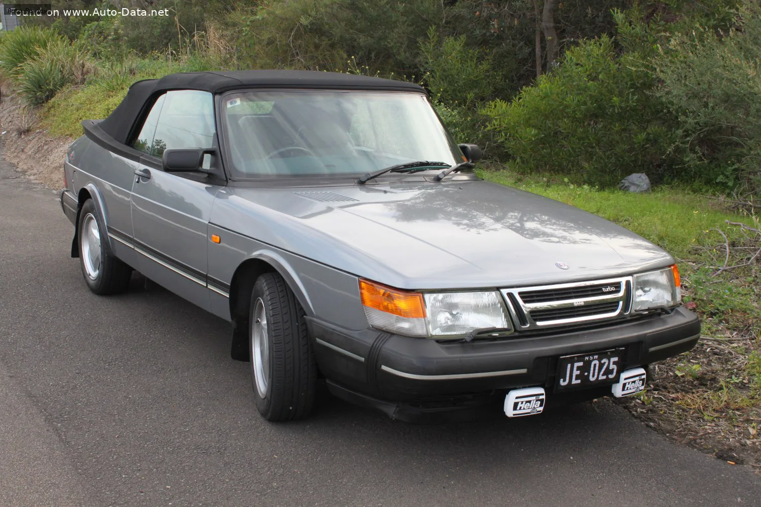 Saab 900 900 I Cabriolet 2.0i 16V (126 лс) Automatic 1990 - 1994 — фото 3