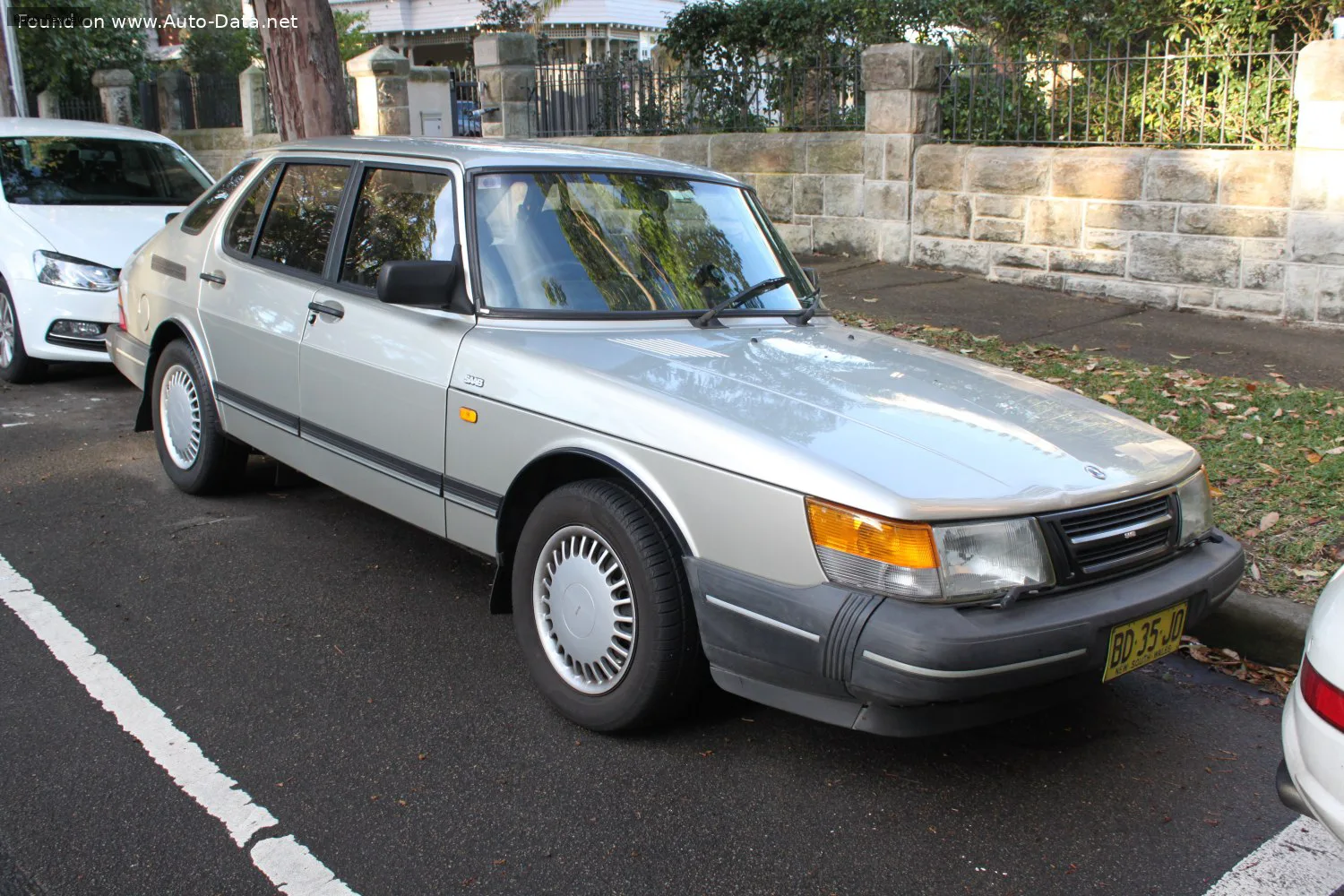 Saab 900 900 I Combi Coupe (facelift 1987) 2.1 16V (136 лс) 1990 - 1993 — фото 3