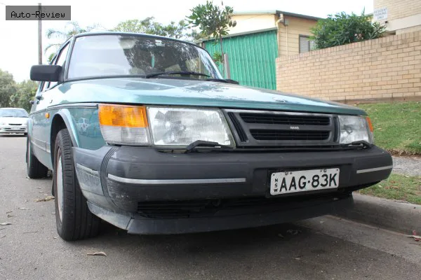 Saab 900 900 I (facelift 1987) 2.1i 16V (136 лс) Automatic 1990 - 1993 — фото 2