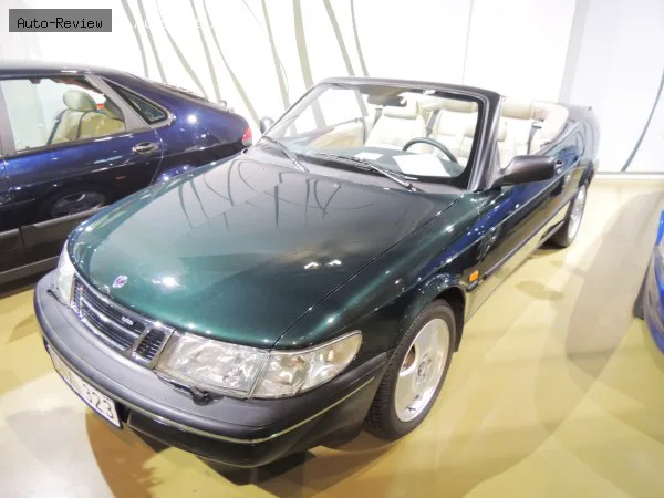 Saab 900 900 II Combi Coupe 2.5 V6 24V (170 лс) 1993 - 1998 — фото 2
