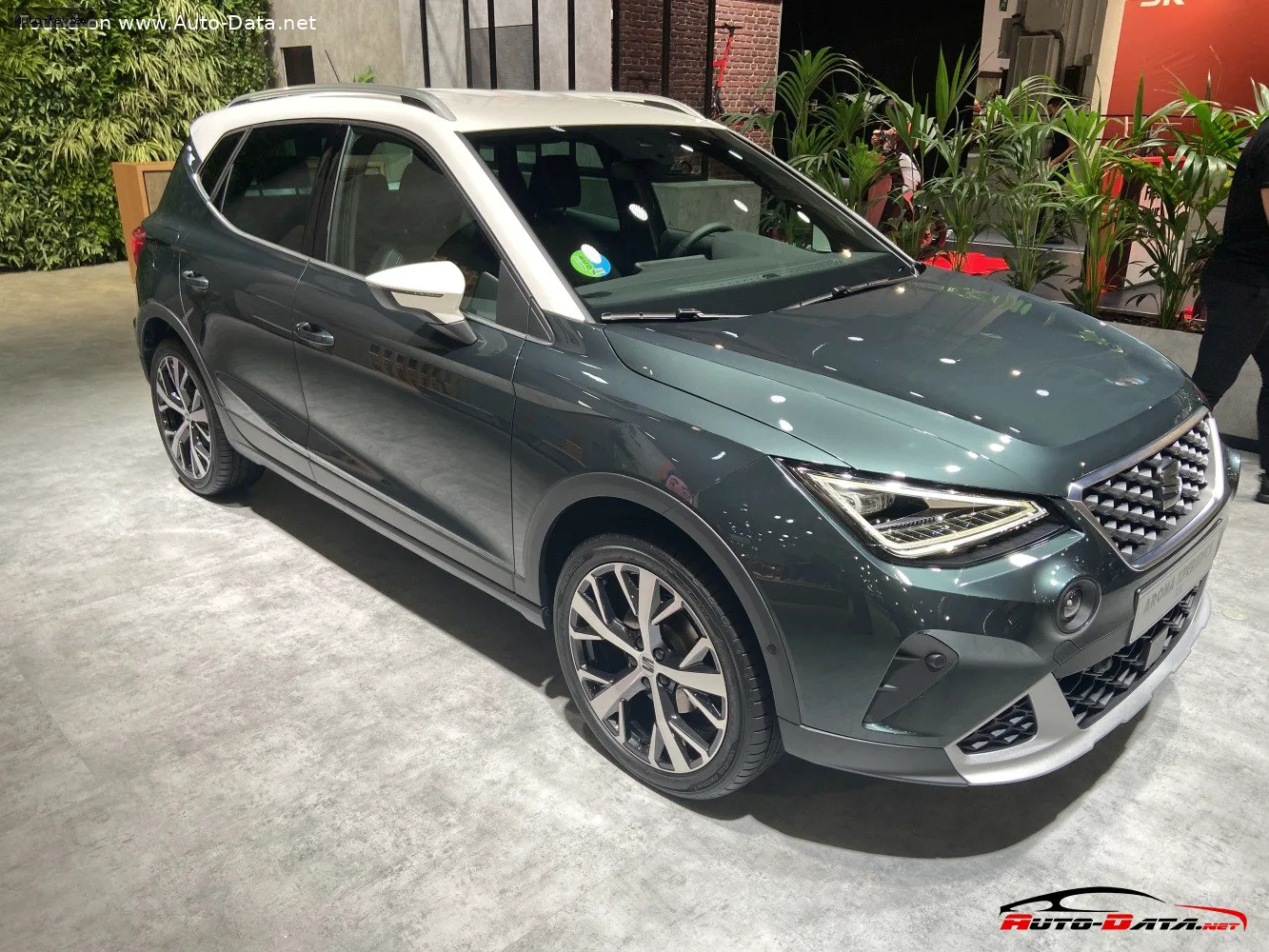 Seat Arona Arona (facelift 2021) 1.0 TGI (90 лс) 2021 - 2023