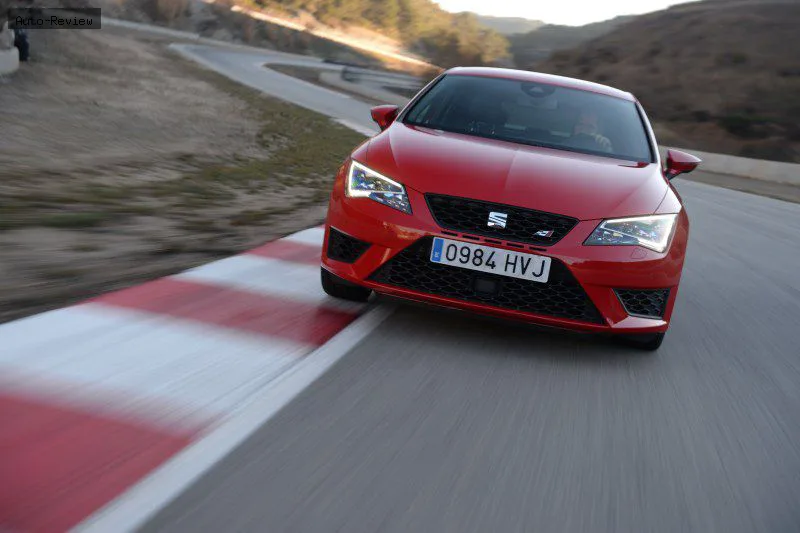 Seat Leon Leon III FR 1.8 TSI (180 лс) start/stop 2013 - 2016 — фото 2