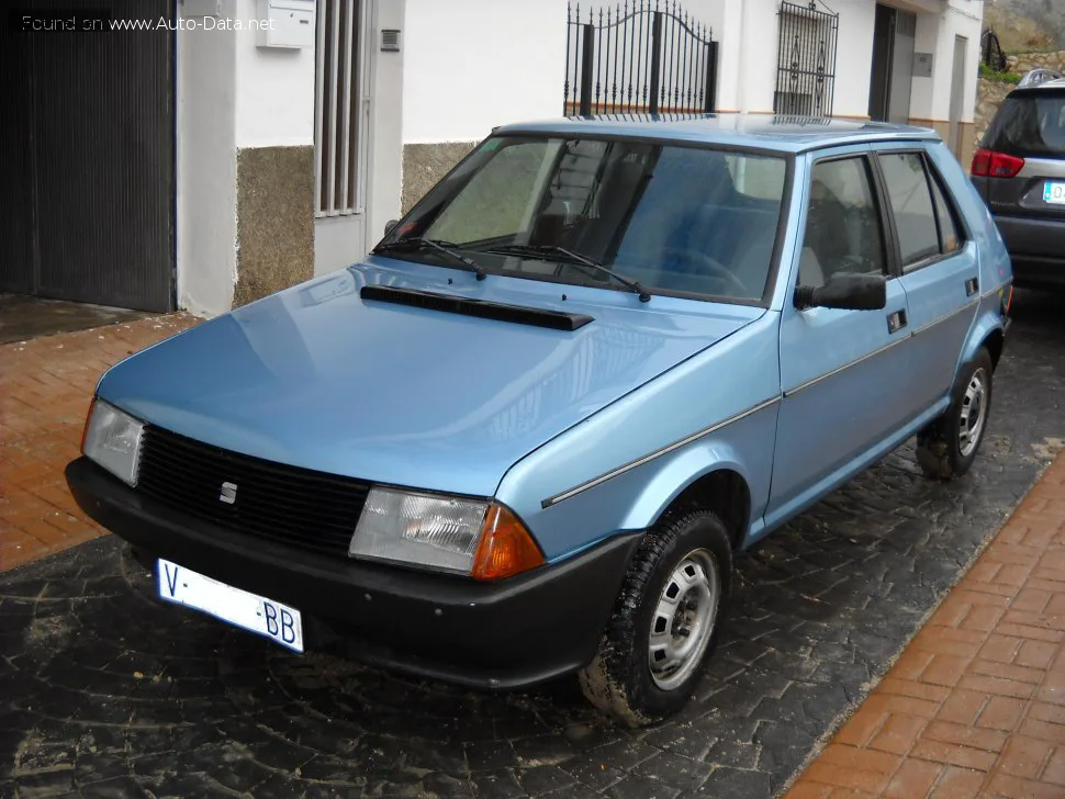 Seat Ronda Ronda (022A) 1.6 (95 лс) 1983 - 1985
