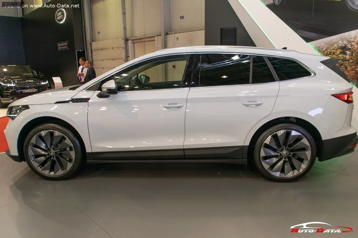 Skoda Enyaq Enyaq iV 80 82 kWh (204 лс) 2020 - 2023 — фото 3