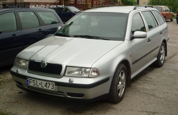Skoda Octavia Octavia I Combi Tour 1.6 (75 лс) 1996 - 2000 — фото 2