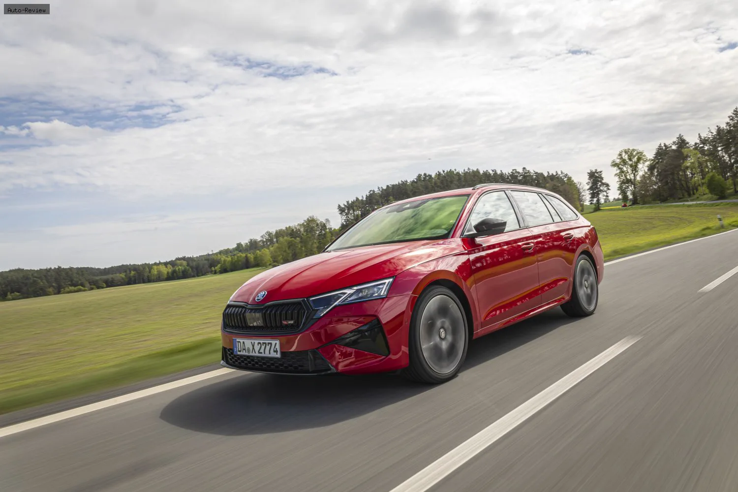 Skoda Octavia Octavia IV (facelift 2024) RS 2.0 TSI (265 лс) DSG 2024 -