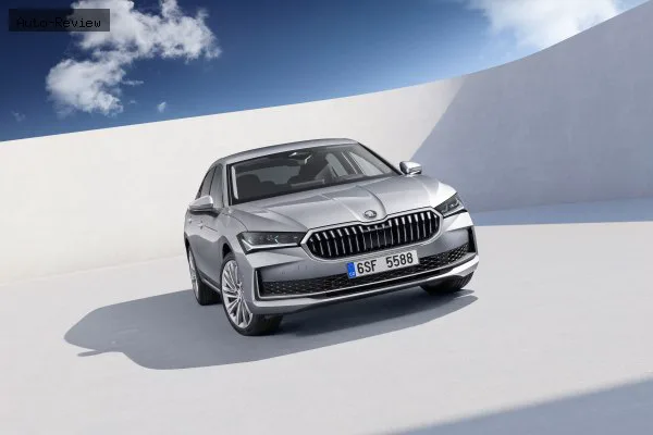 Skoda Superb Superb IV 2.0 TDI (150 лс) DSG 2024 - — фото 2