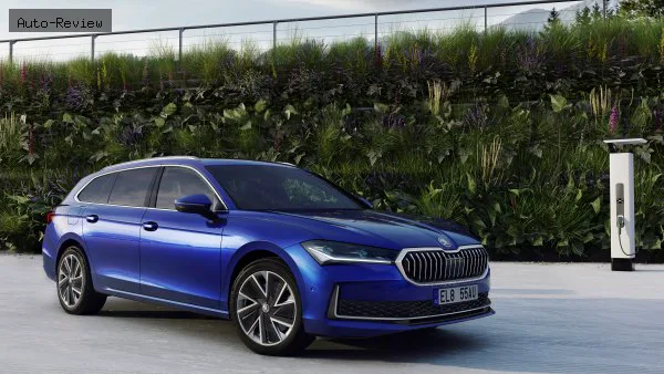 Skoda Superb Superb IV Combi iV 1.5 TSI (204 лс) Plug-in Hybrid DSG 2024 - — фото 2