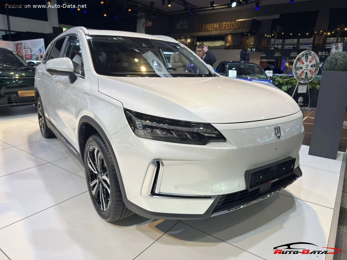 Skywell ET5 ET5 (2025) 72 kWh (204 лс) Electric 2025 -