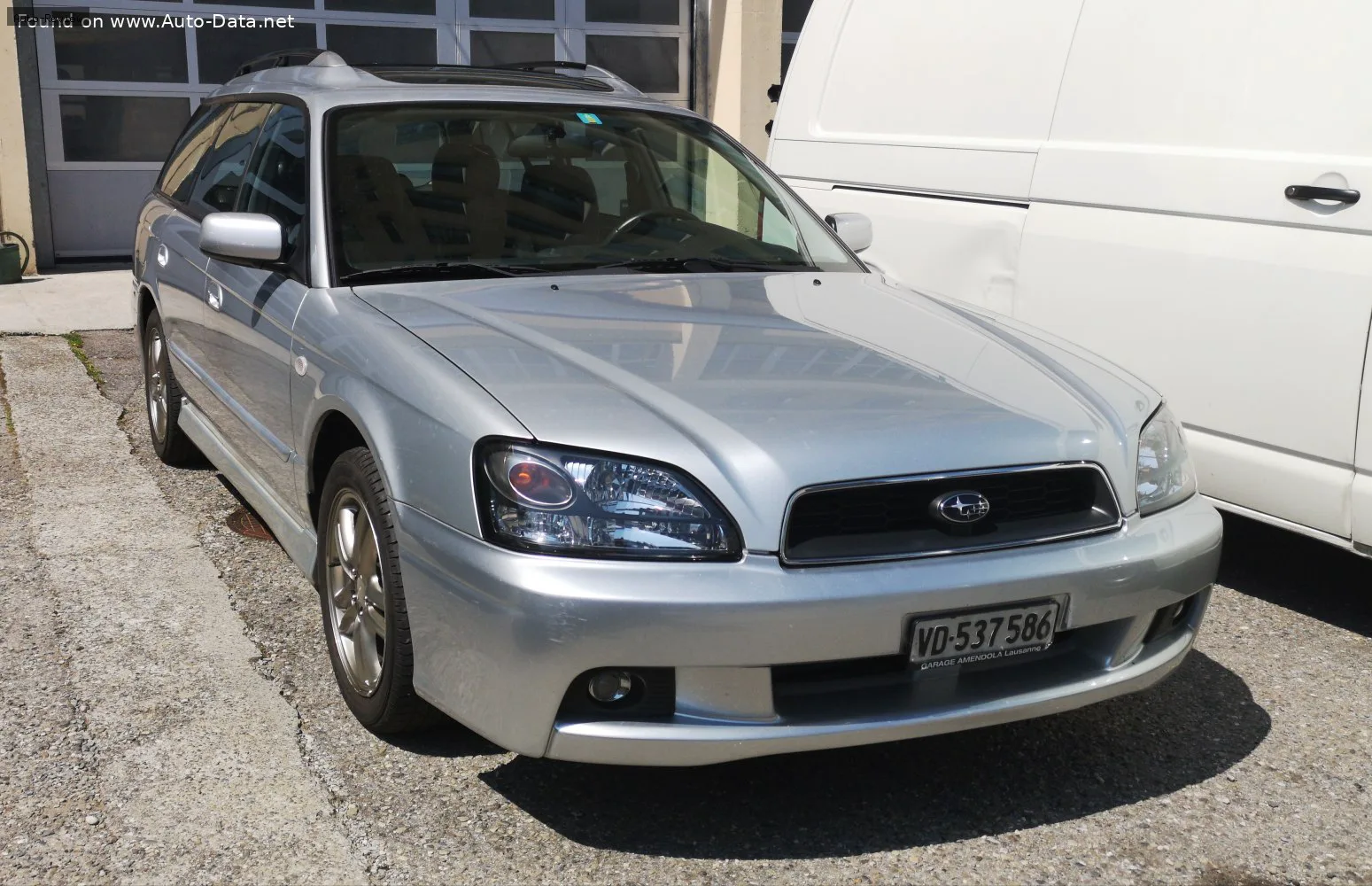 Subaru Legacy Legacy III Station Wagon (BE,BH, facelift 2001) 2.5 (156 лс) AWD Automatic 2001 - 2003 — фото 3