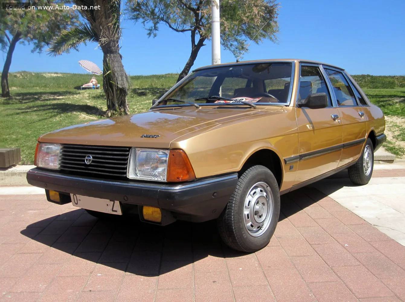 Talbot Solara Solara (facelift 1980) 1.6 (73 лс) 1981 - 1984