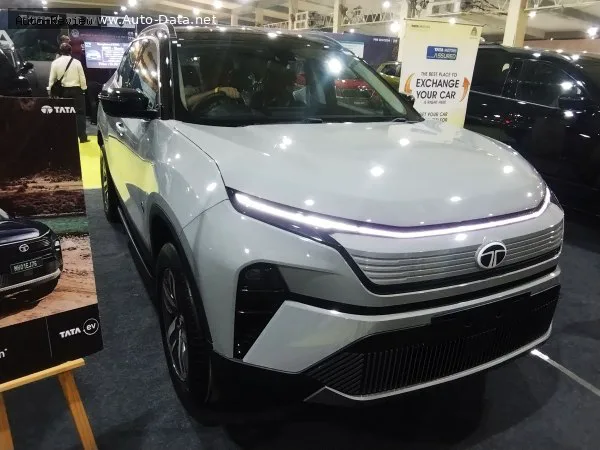 Tata Harrier Harrier (facelift 2023) 2.0L (170 лс) Automatic 2023 - — фото 2
