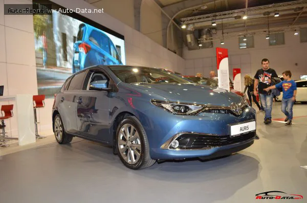 Toyota Auris Auris II (facelift 2015) 1.2 (116 лс) start&stop Multidrive S 2015 - 2018 — фото 4
