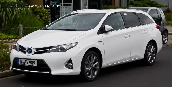 Toyota Auris Auris II 1.4 D-4D (90 лс) 2012 - 2015 — фото 2