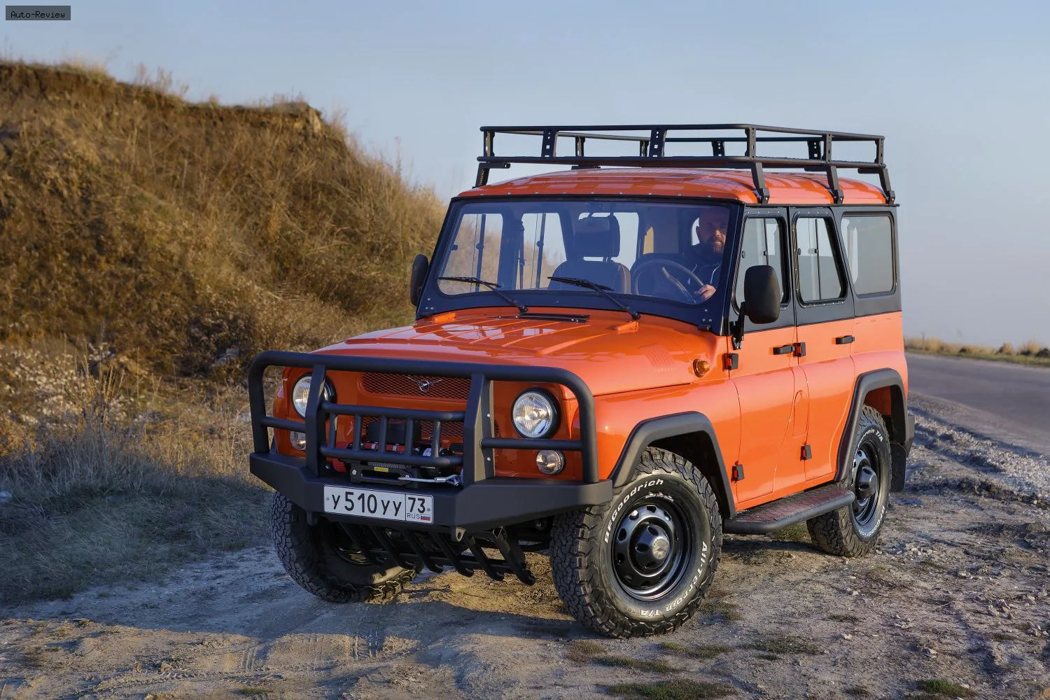 UAZ Hunter Hunter (315195) Expedition 2.7 (135 лс) 4x4 2019 -