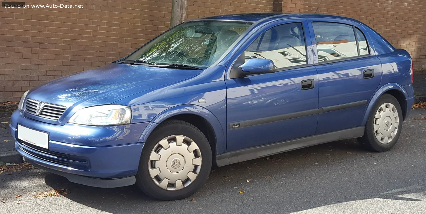 Vauxhall Astra Astra Mk IV CC 1.2 16V (65 лс) 1998 - 2004