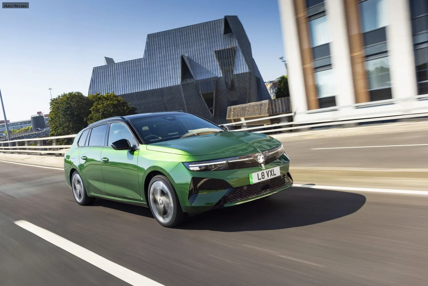 Vauxhall Astra Astra Mk VIII (facelift 2026) 1.2 Turbo (130 лс) Automatic 2026 -