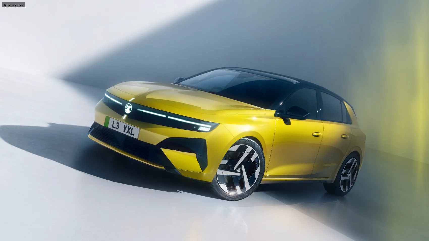 Vauxhall Astra Astra Mk VIII (facelift 2026) 1.6 Turbo (195 лс) Plug-in Hybrid e-DCT7 2026 - — фото 3