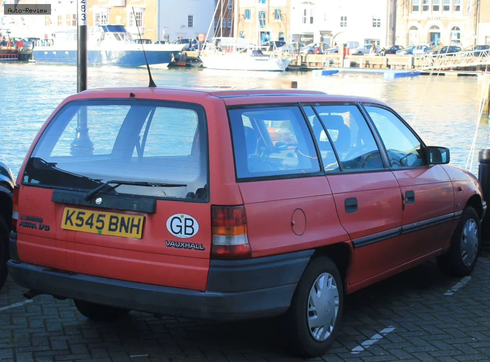 Vauxhall Astra Astra Mk III Estate 1.7 TD (82 лс) 1991 - 1998 — фото 2