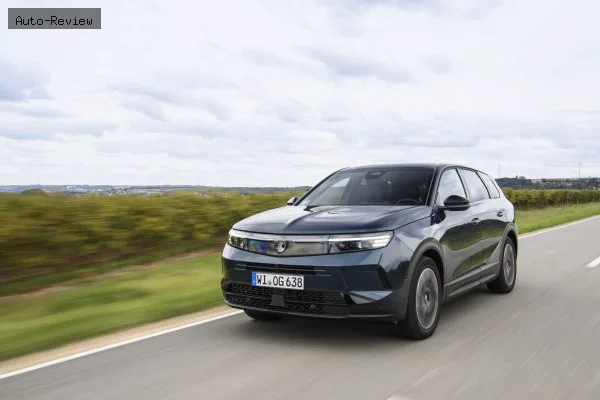 Vauxhall Grandland Grandland II 1.2 Turbo (136 лс) Mild Hybrid e-DCT 2024 - 2025 — фото 2