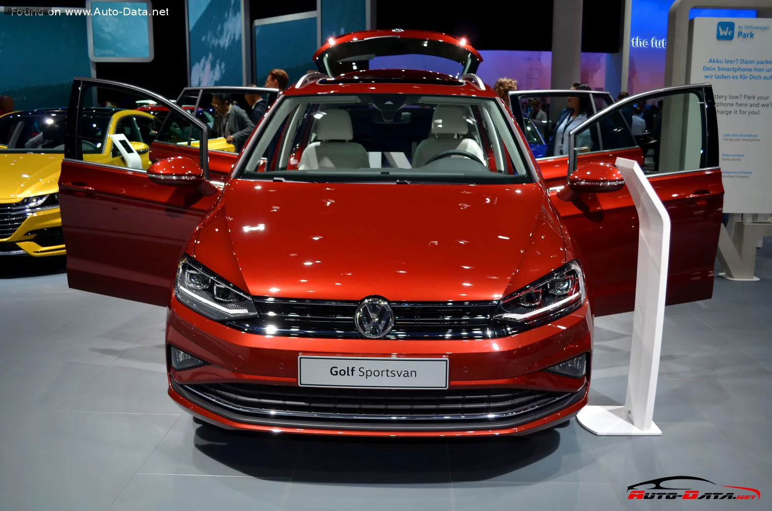 Volkswagen Golf Golf VII Sportsvan (facelift 2017) 1.0 TSI (110 лс) 2017 - 2019 — фото 3