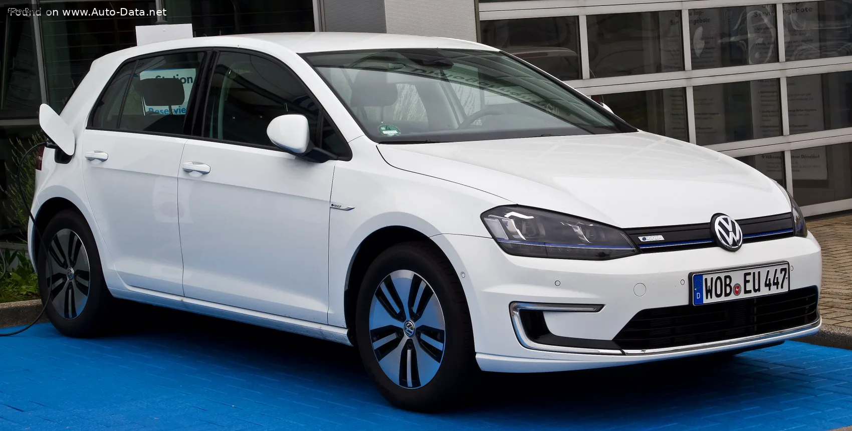 Volkswagen Golf Golf VII (5-door) e-Golf 24.2 kWh (115 лс) 2014 - 2016