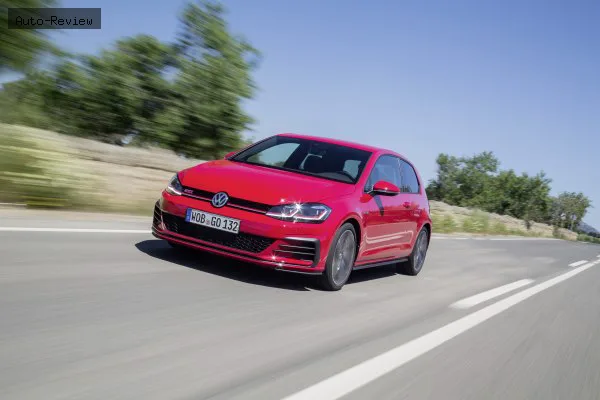Volkswagen Golf Golf VII (3-door, facelift 2017) GTI Performance 2.0 TSI (245 лс) DSG 2017 - 2018 — фото 2