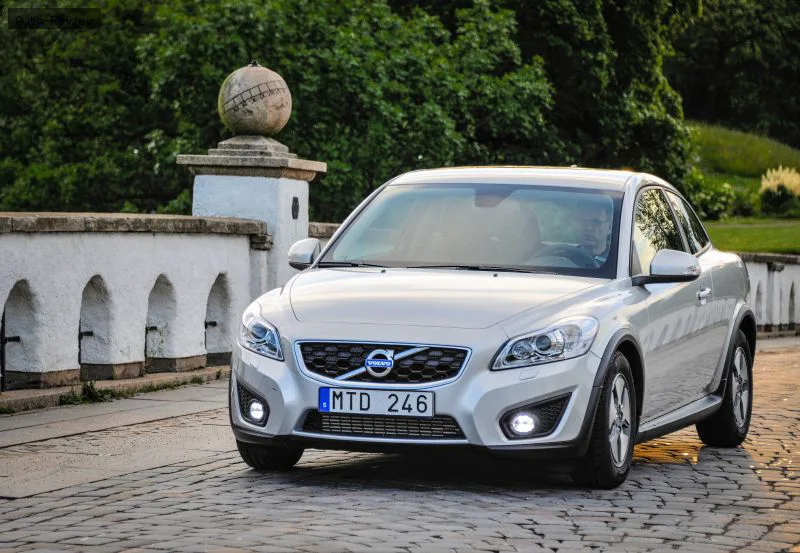 Volvo C30 C30 (facelift 2010) 2.0 D3 (150 лс) Automatic 2010 - 2012