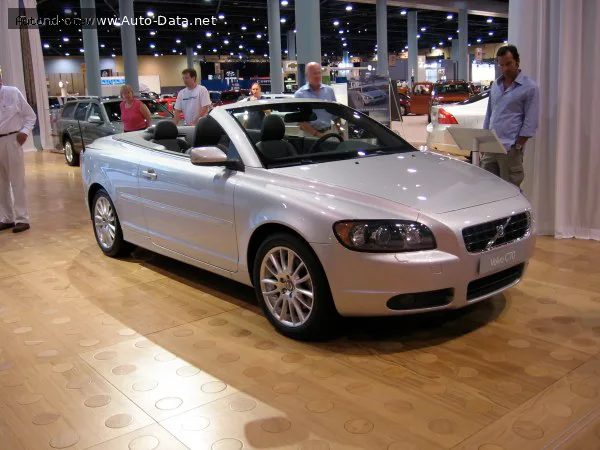 Volvo C70 C70 Coupe Cabrio II 2.4 i 20V (170 лс) 2005 - 2009 — фото 4