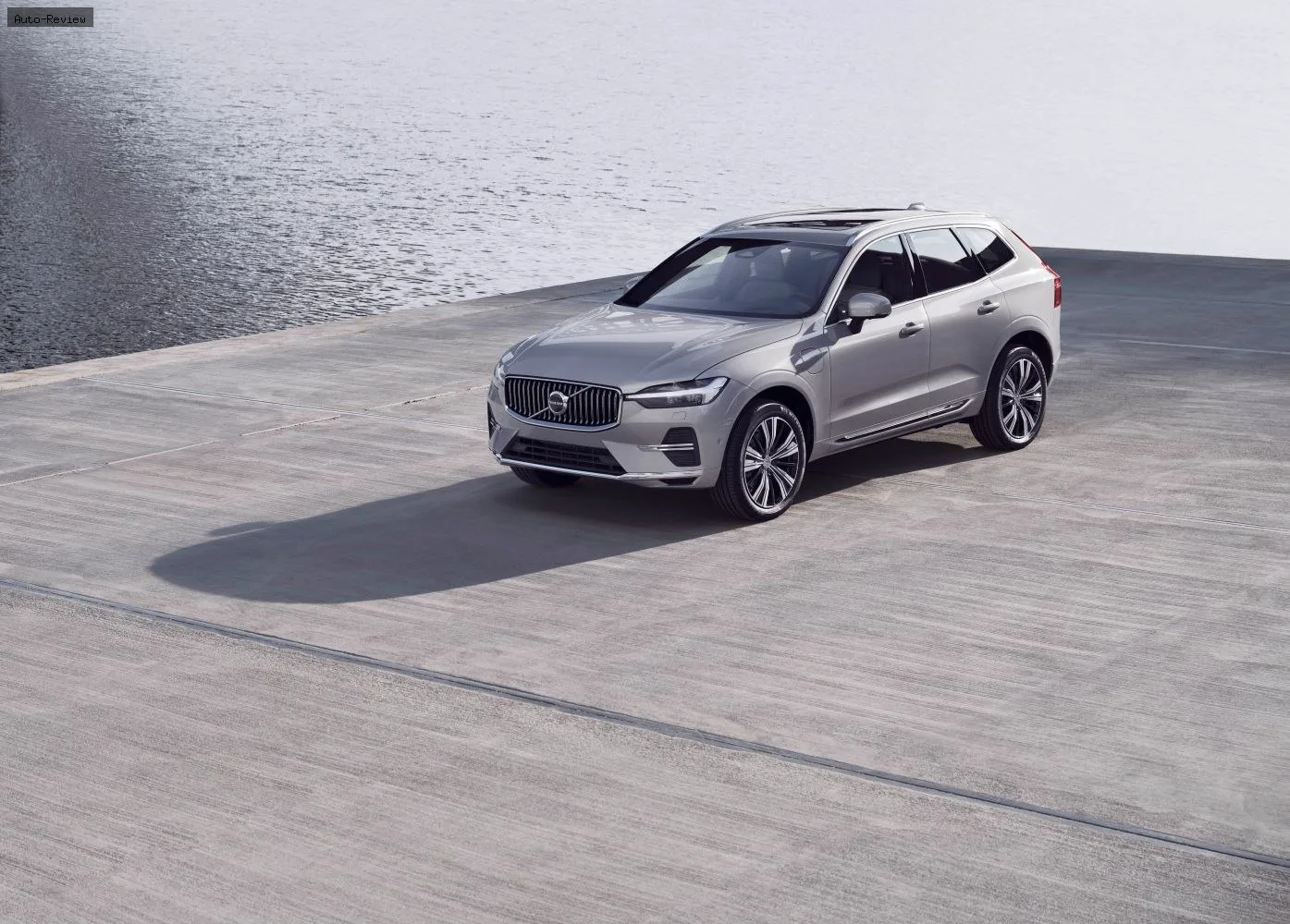 Volvo XC60 XC60 II (facelift 2021) 2.0d B4 (197 лс) Mild Hybrid Geartronic 2021 - 2023