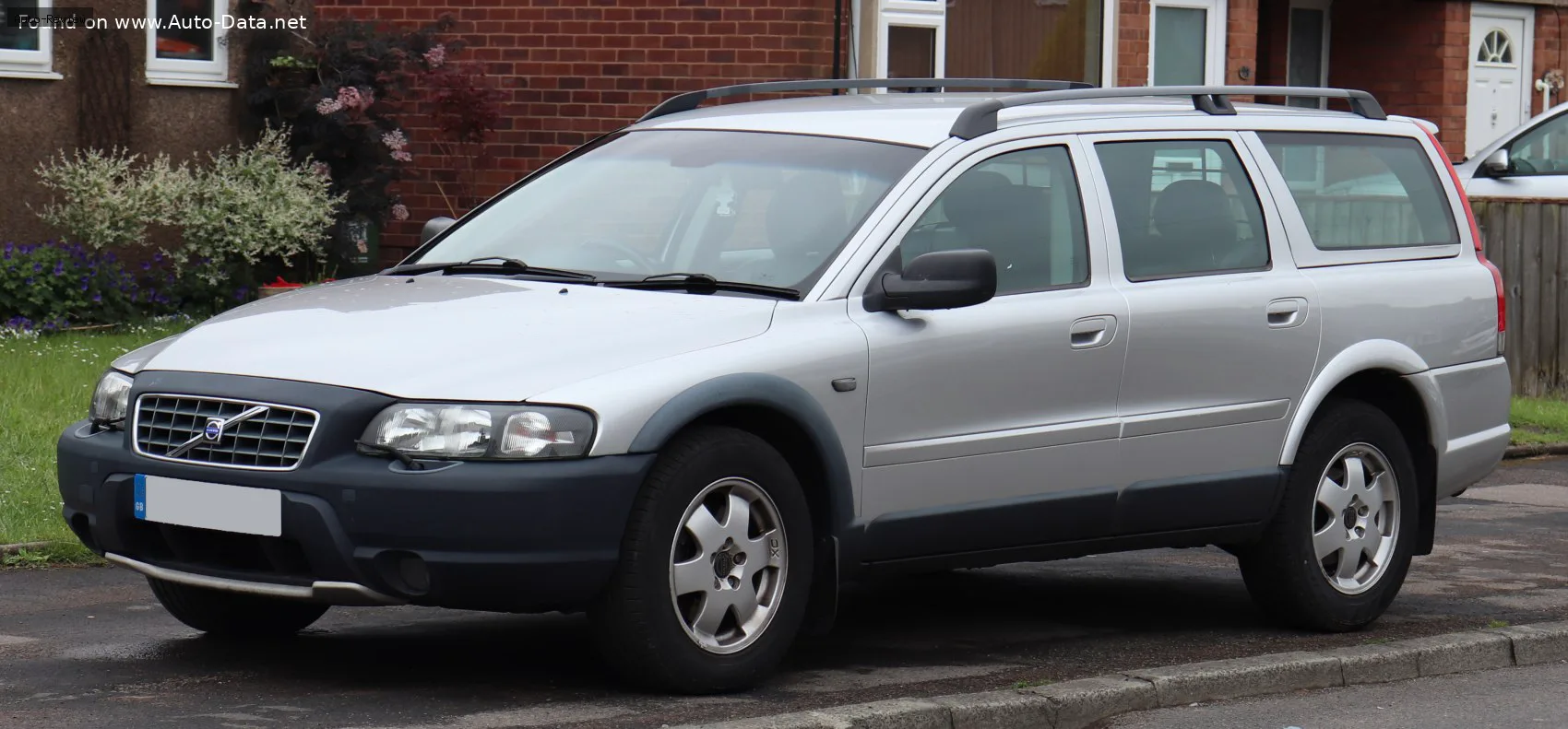 Volvo XC70 XC70 I 2.5 T (210 лс) AWD 2002 - 2004