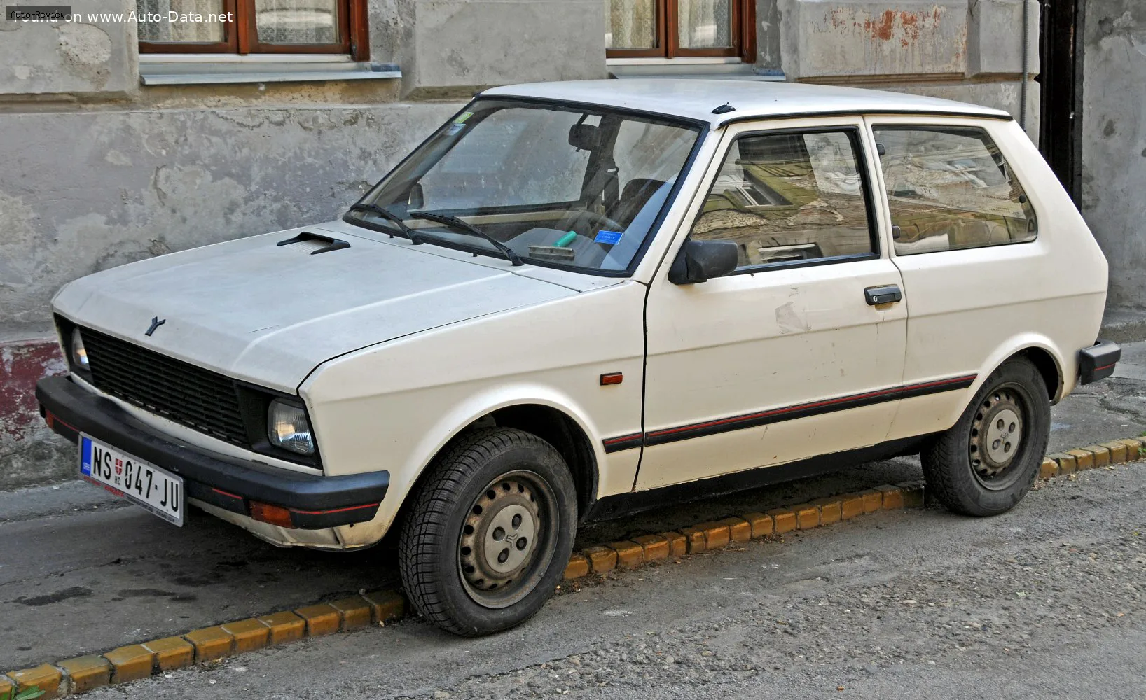 Zastava Yugo Yugo Koral 1.3 (65 лс) 1990 - 2008