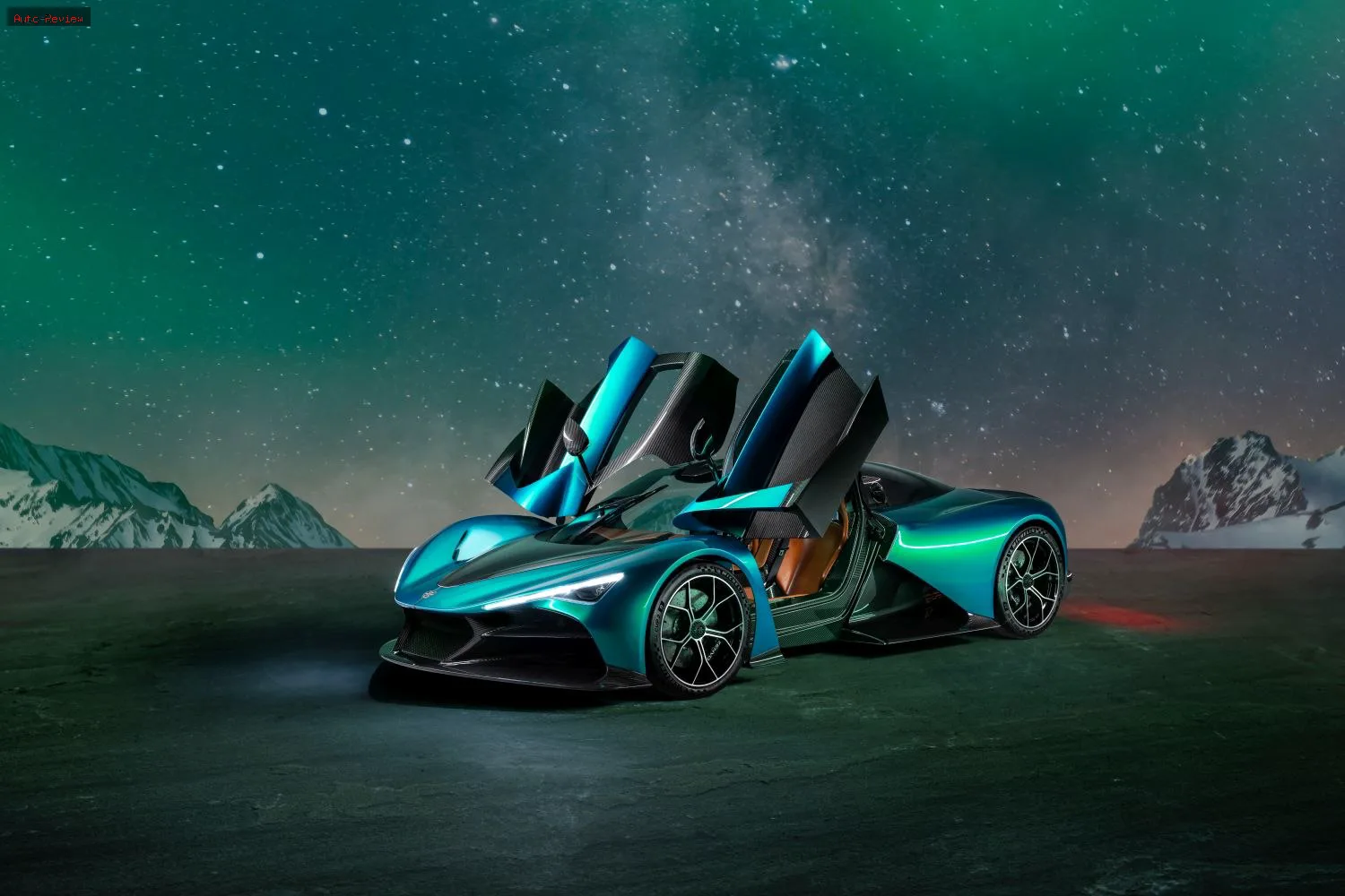 Zenvo Aurora Aurora Tur 6.6 V12 (1850 лс) Hybrid 4WD Automatic 2026 -
